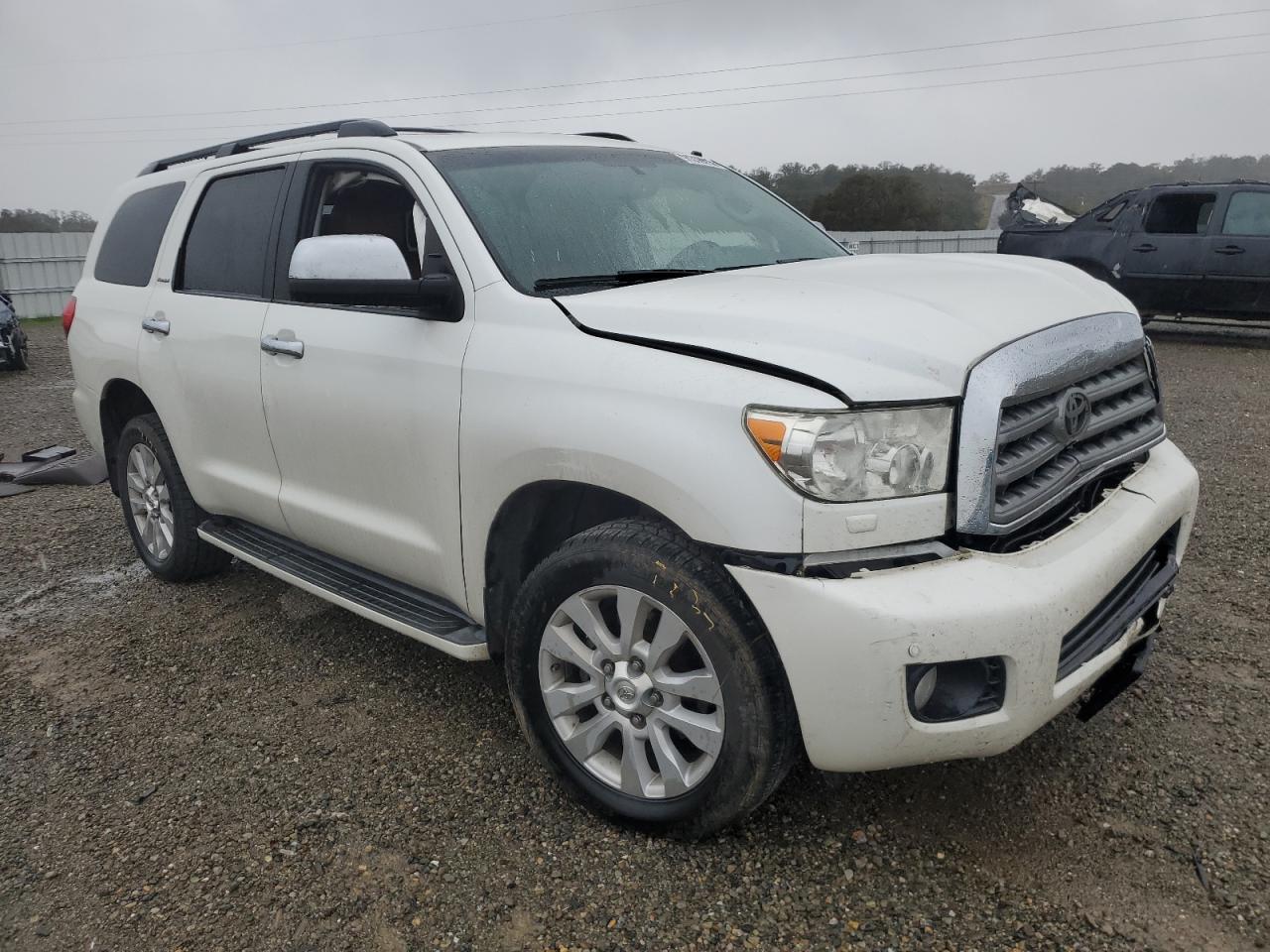 2016 Toyota Sequoia, Platinum
