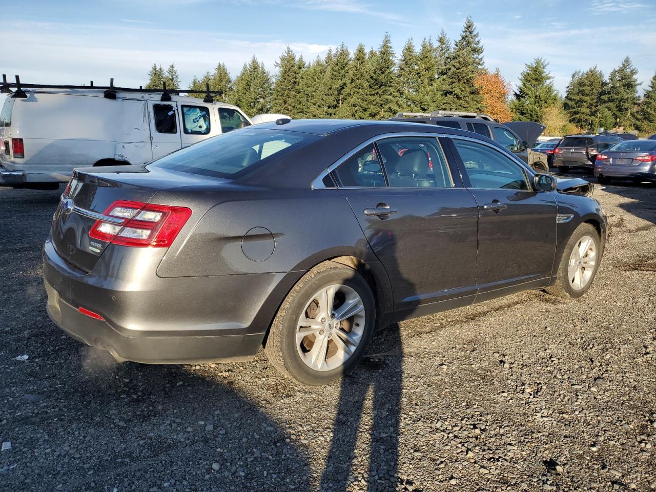 2016 Ford Taurus, Sel