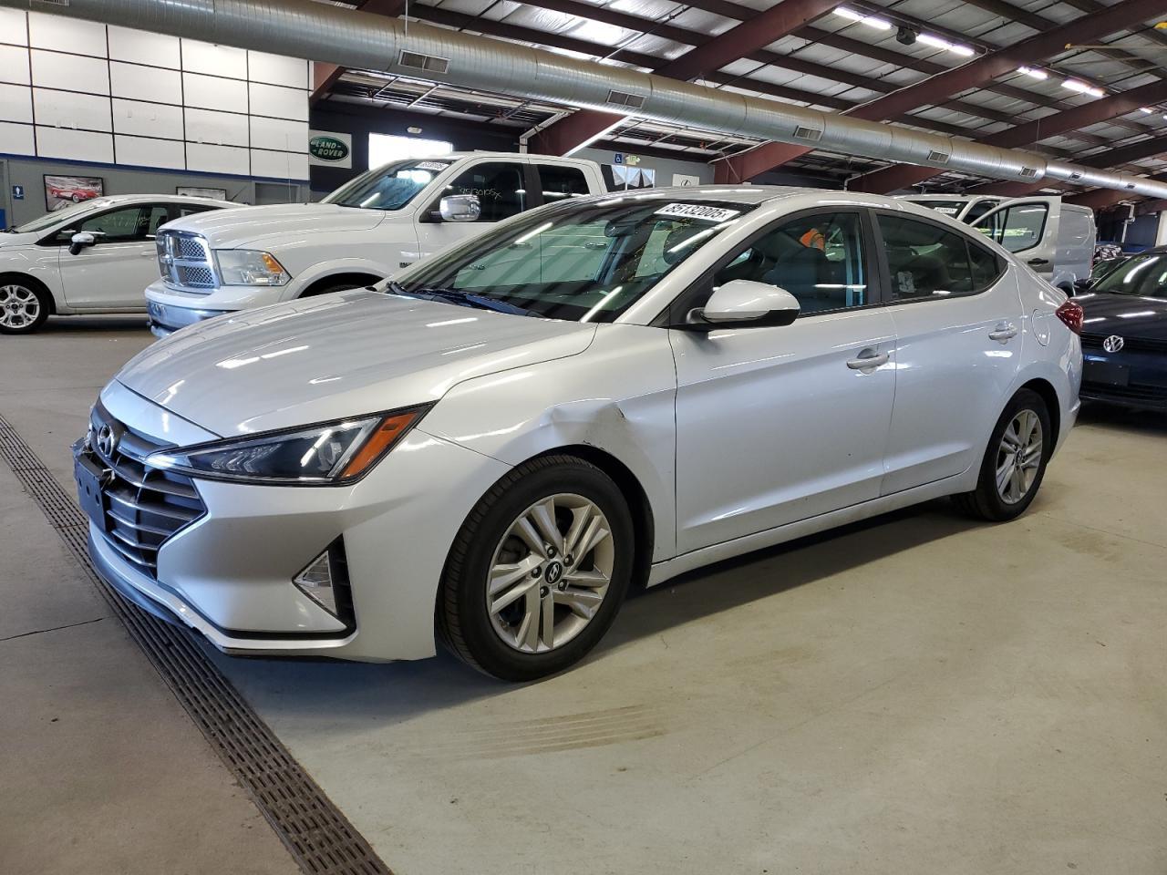 2019 Hyundai Elantra, Sel