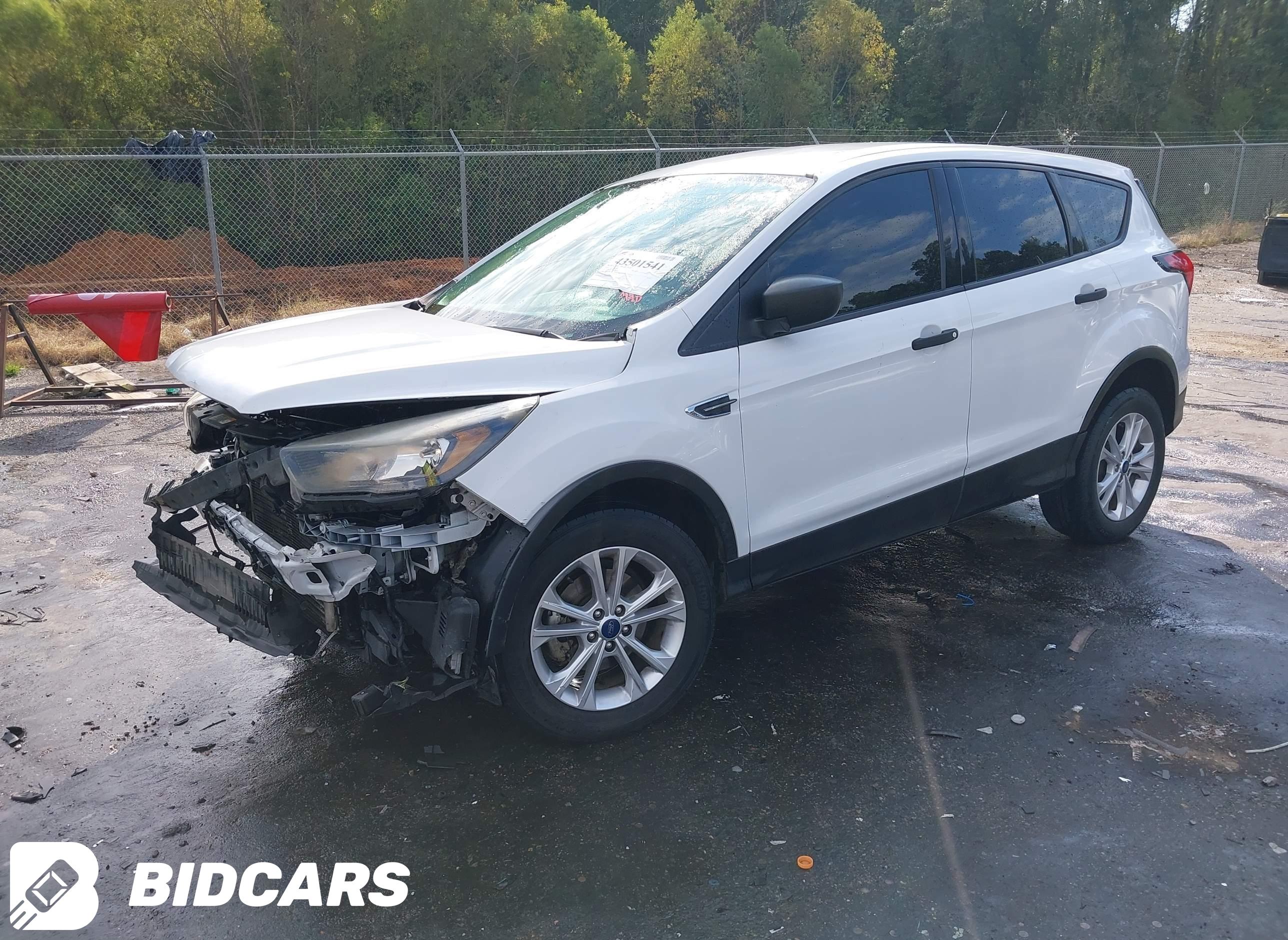 2019 Ford Escape, S