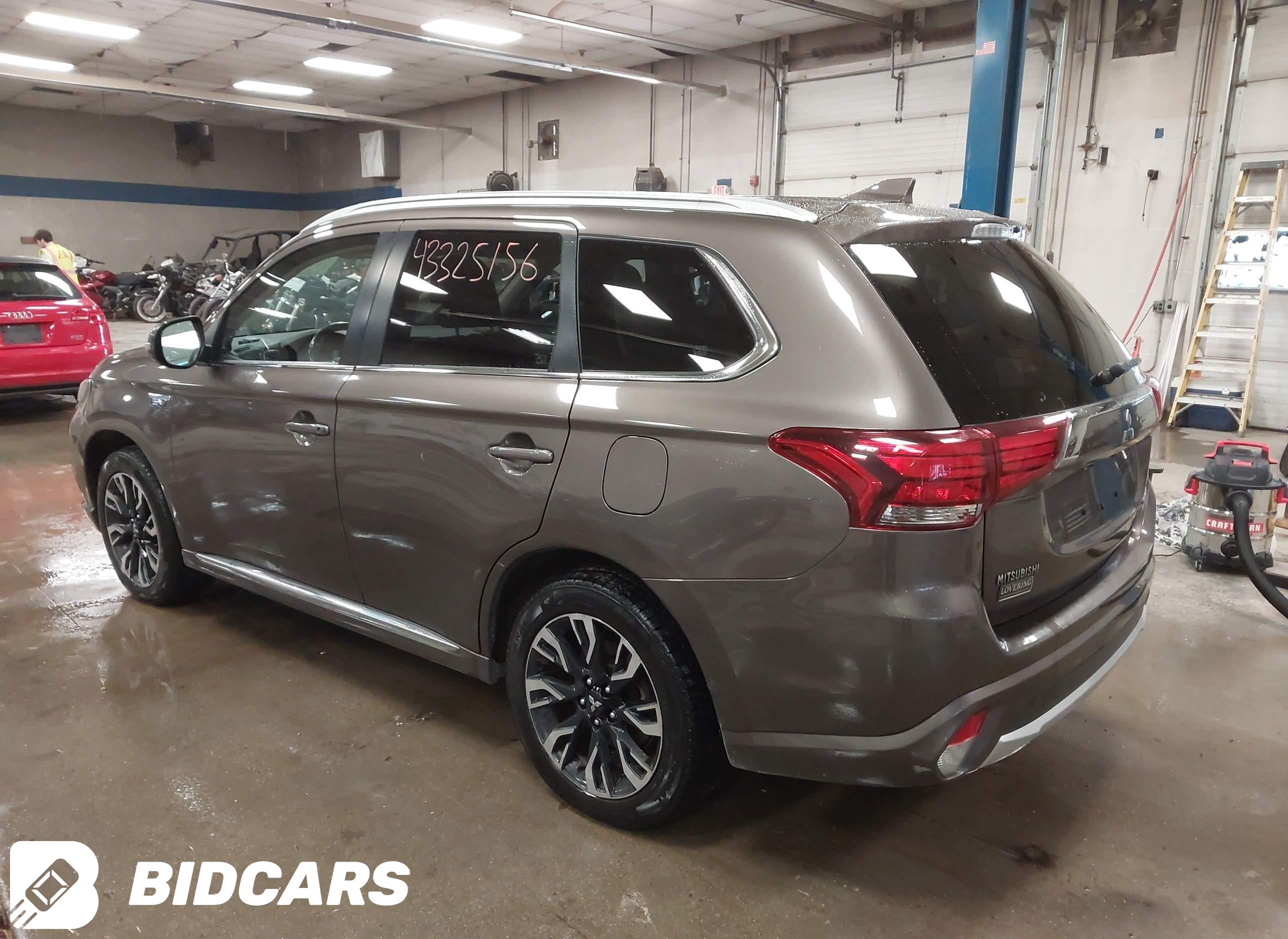 2018 Mitsubishi Outlander, Ph...