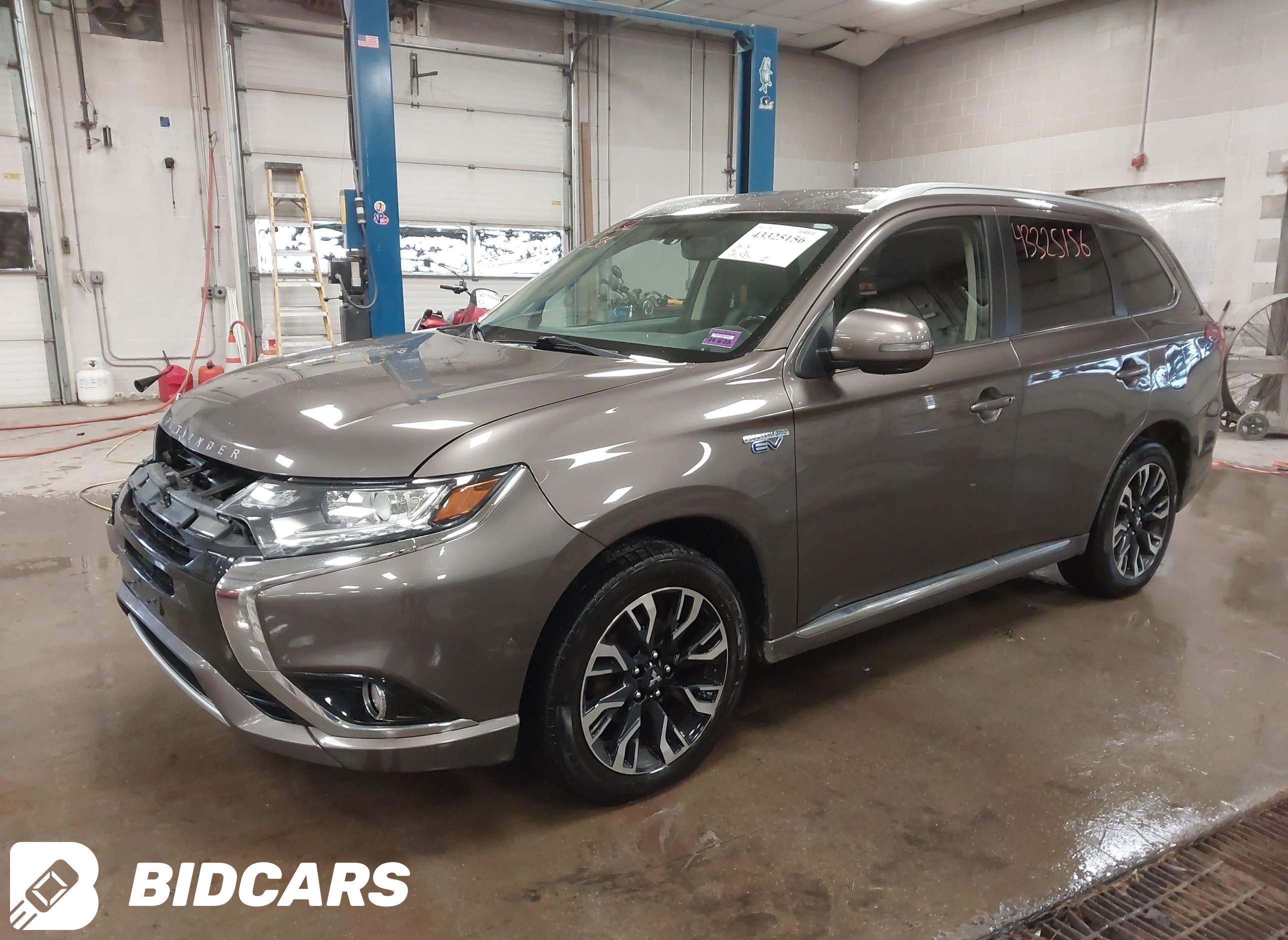 2018 Mitsubishi Outlander, Ph...