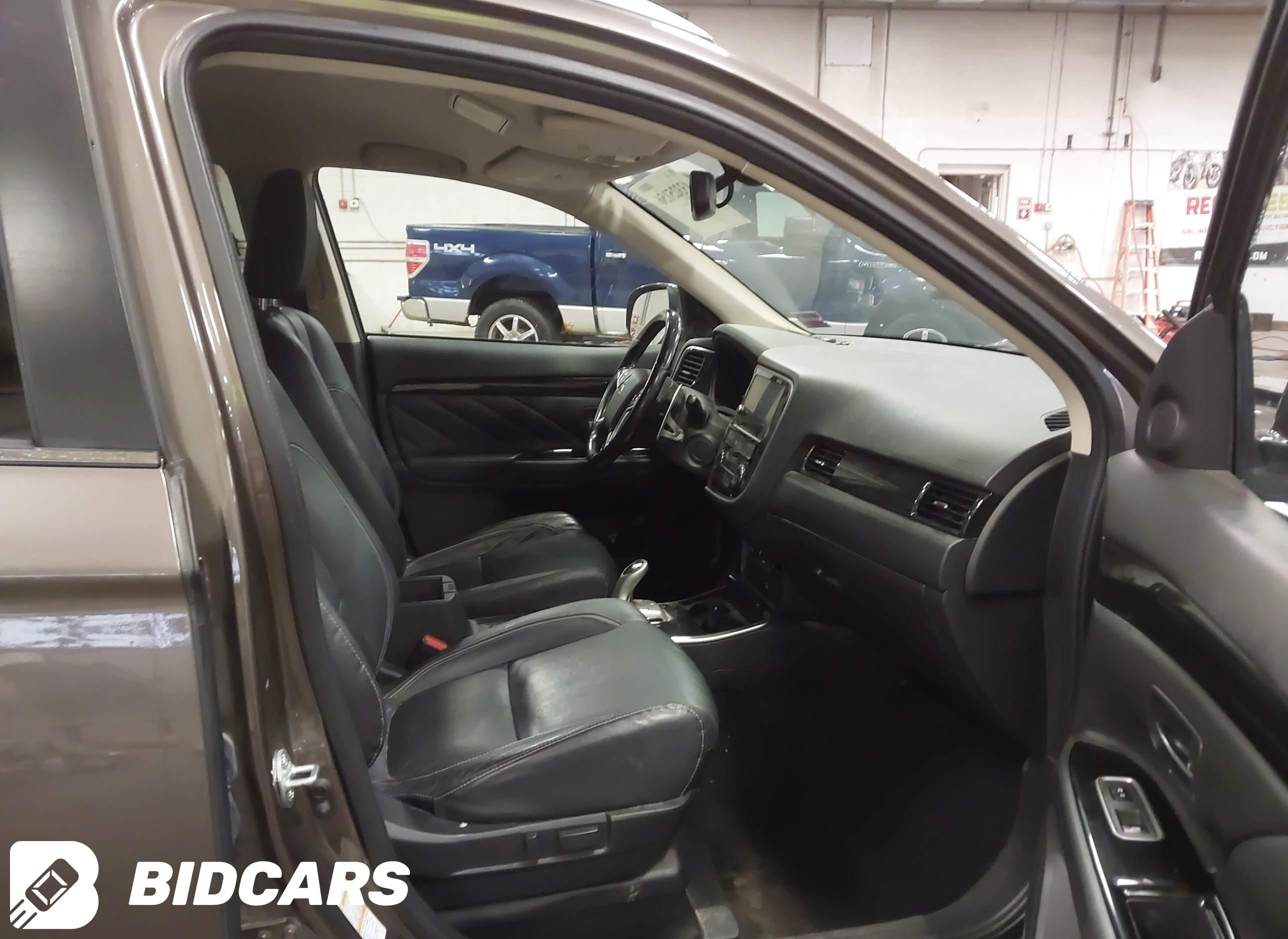 2018 Mitsubishi Outlander, Ph...