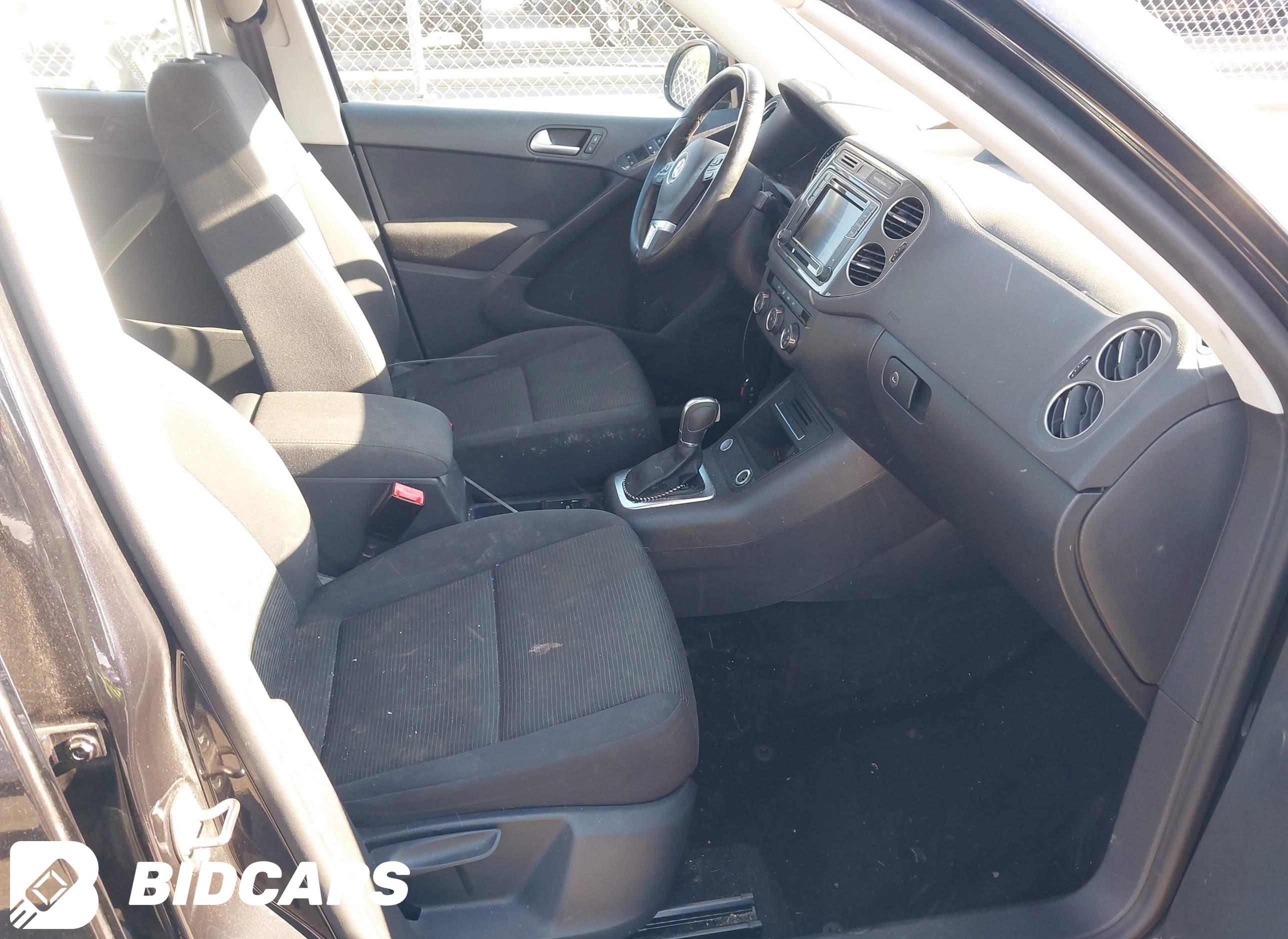 2017 Volkswagen Tiguan, 2.0T/...