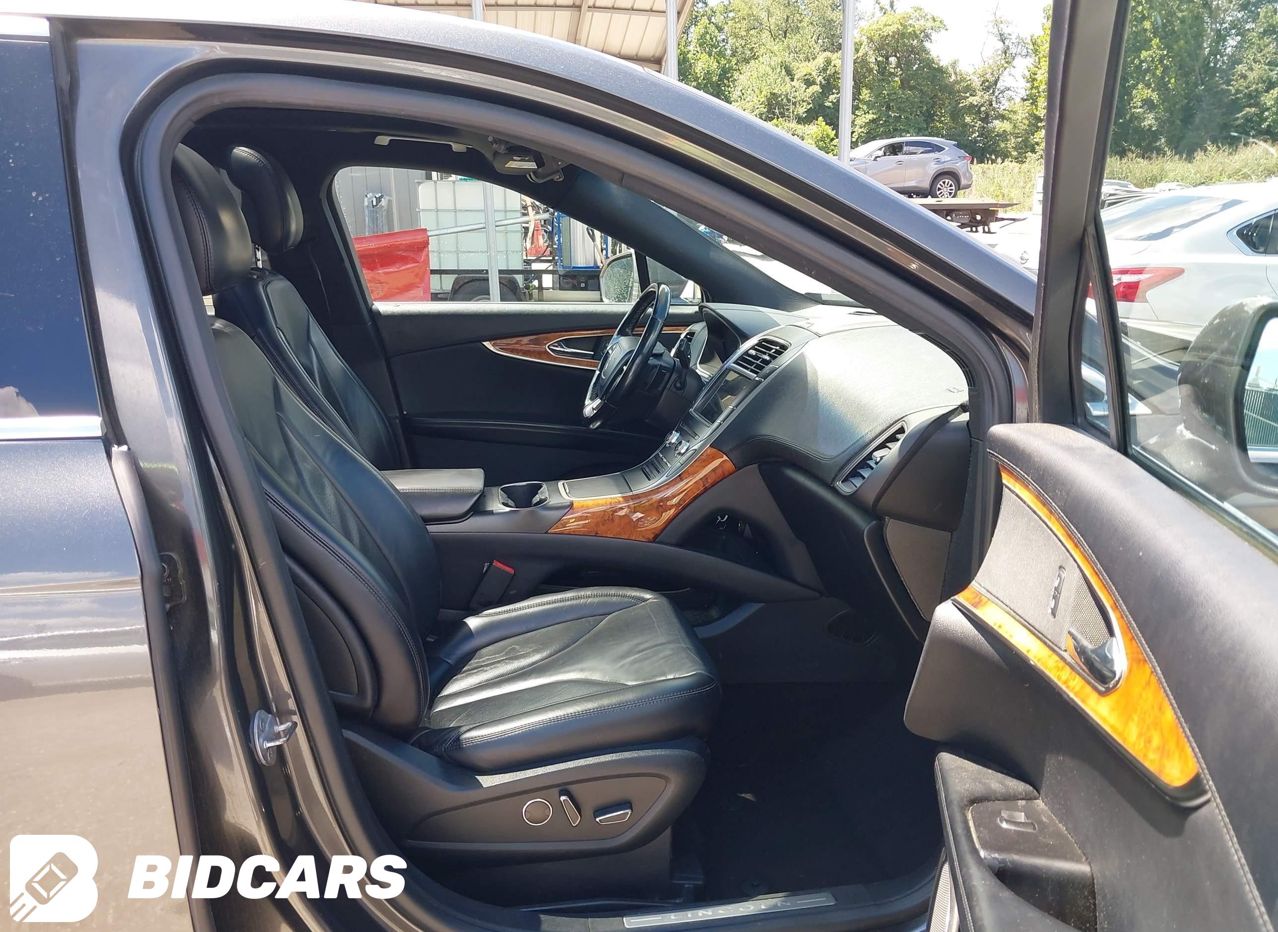 2019 Lincoln Nautilus, Select