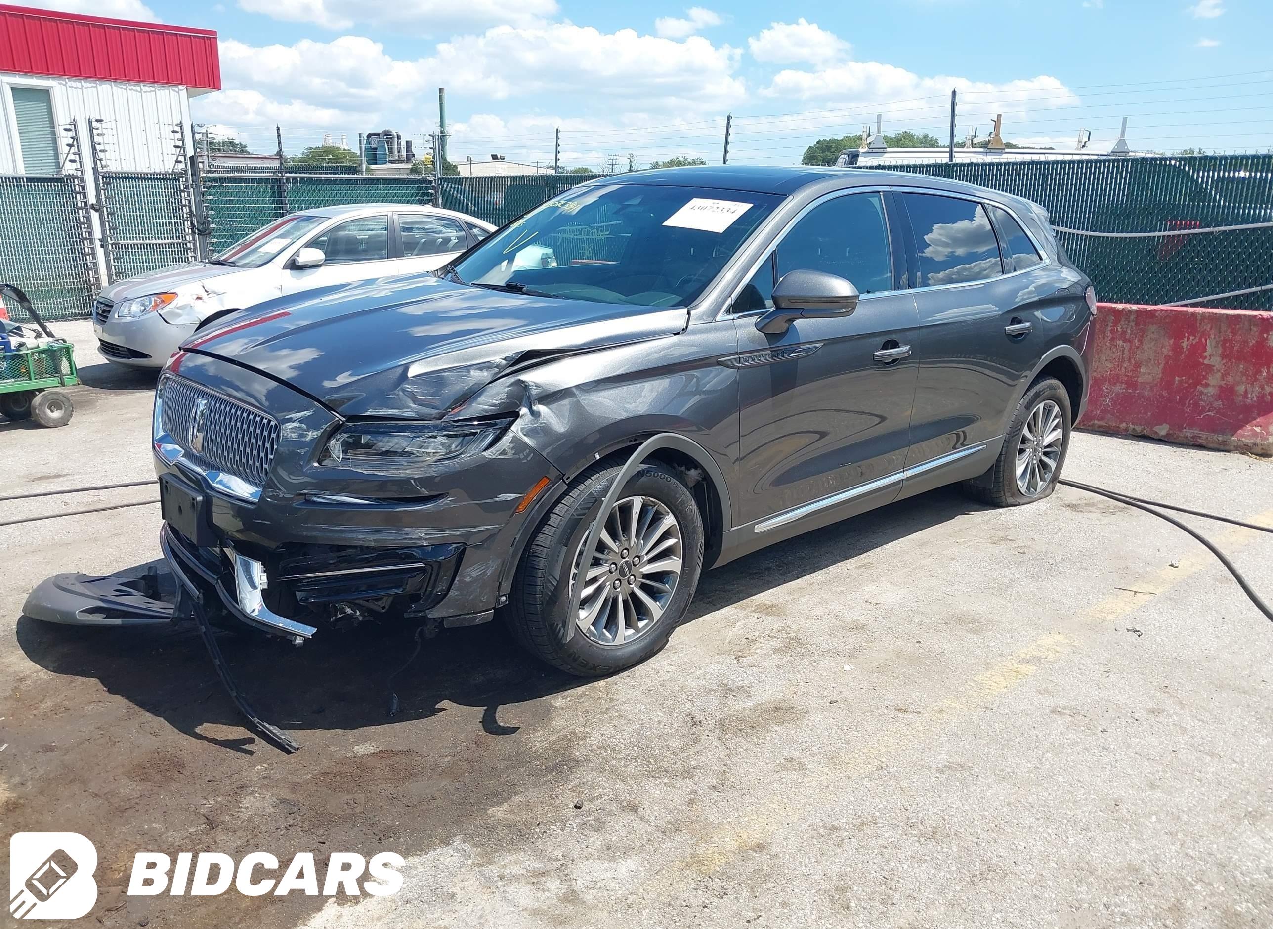 2019 Lincoln Nautilus, Select