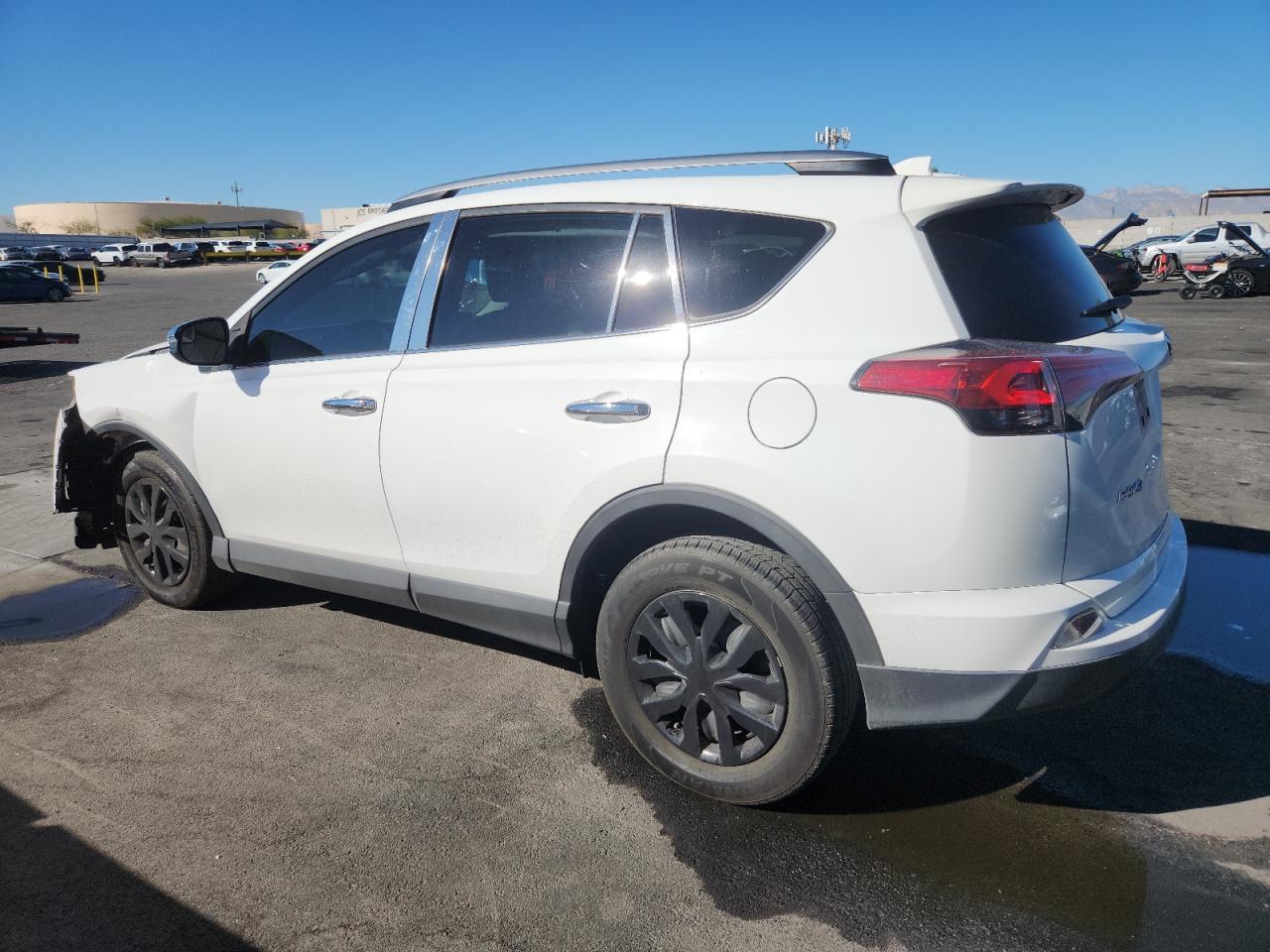 2018 Toyota RAV4, LE