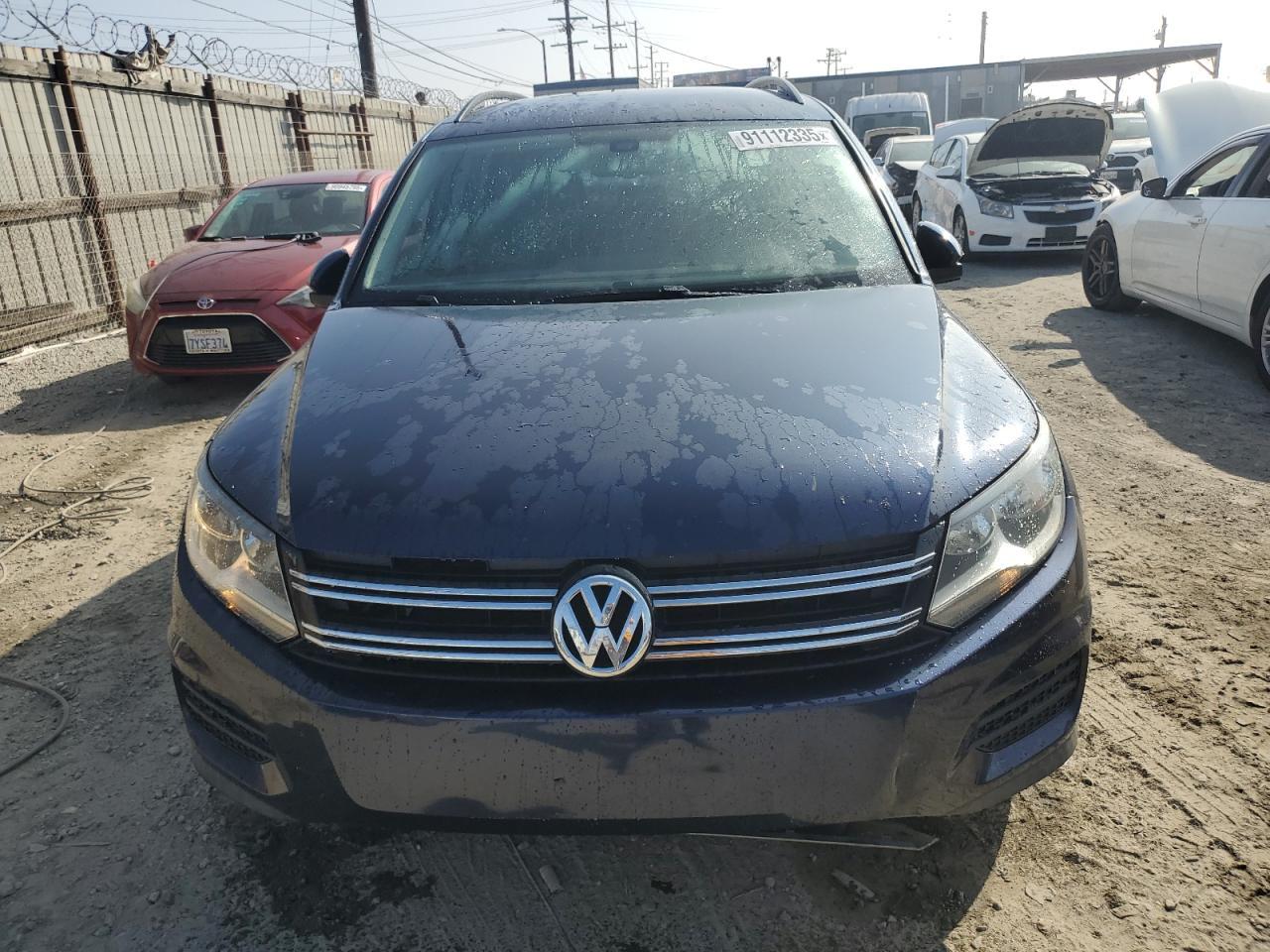 2016 Volkswagen Tiguan, S