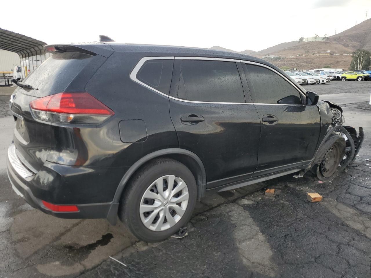 2019 Nissan Rogue, S