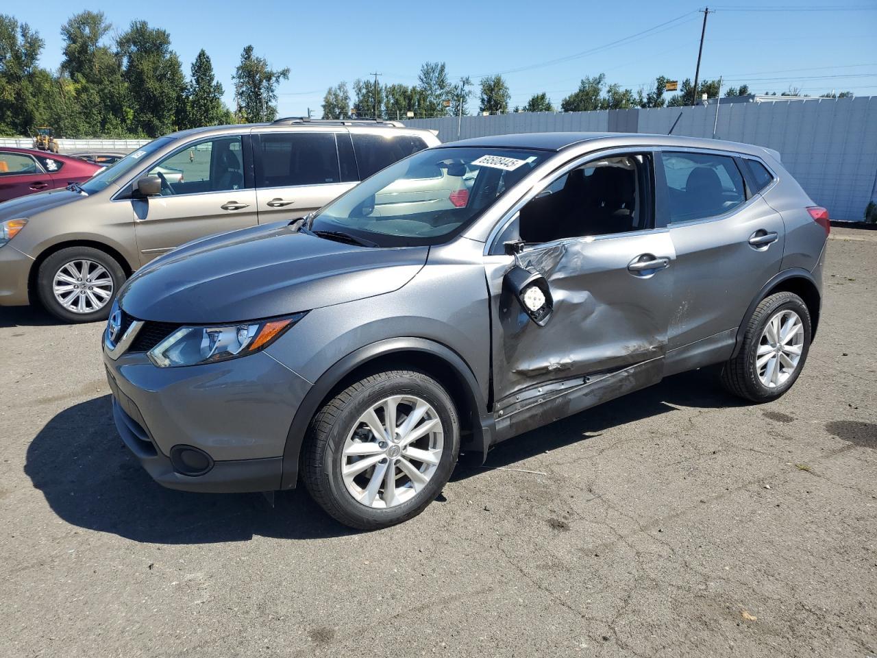 2017 Nissan Rogue, S