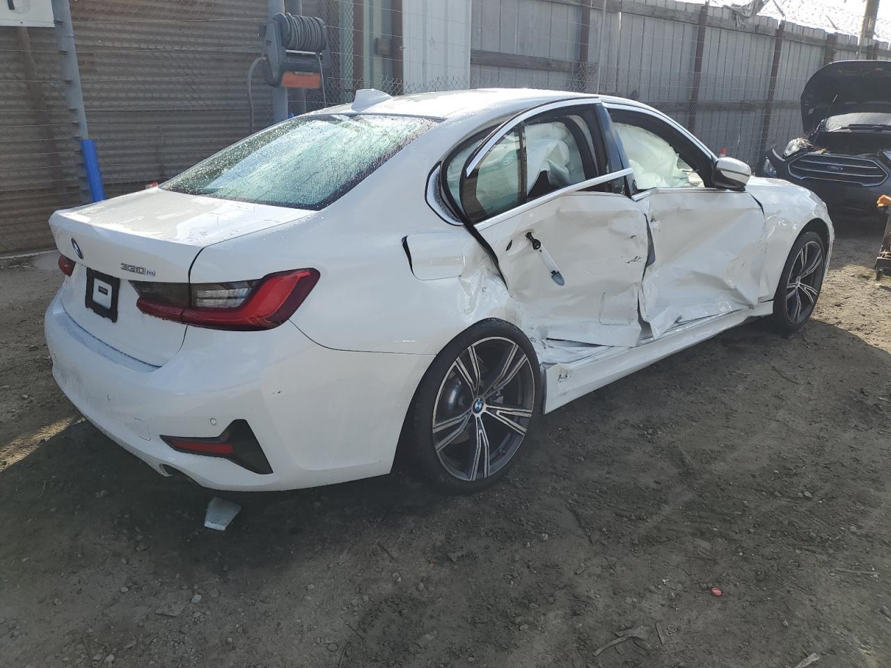 2021 BMW 3 Series, 330E