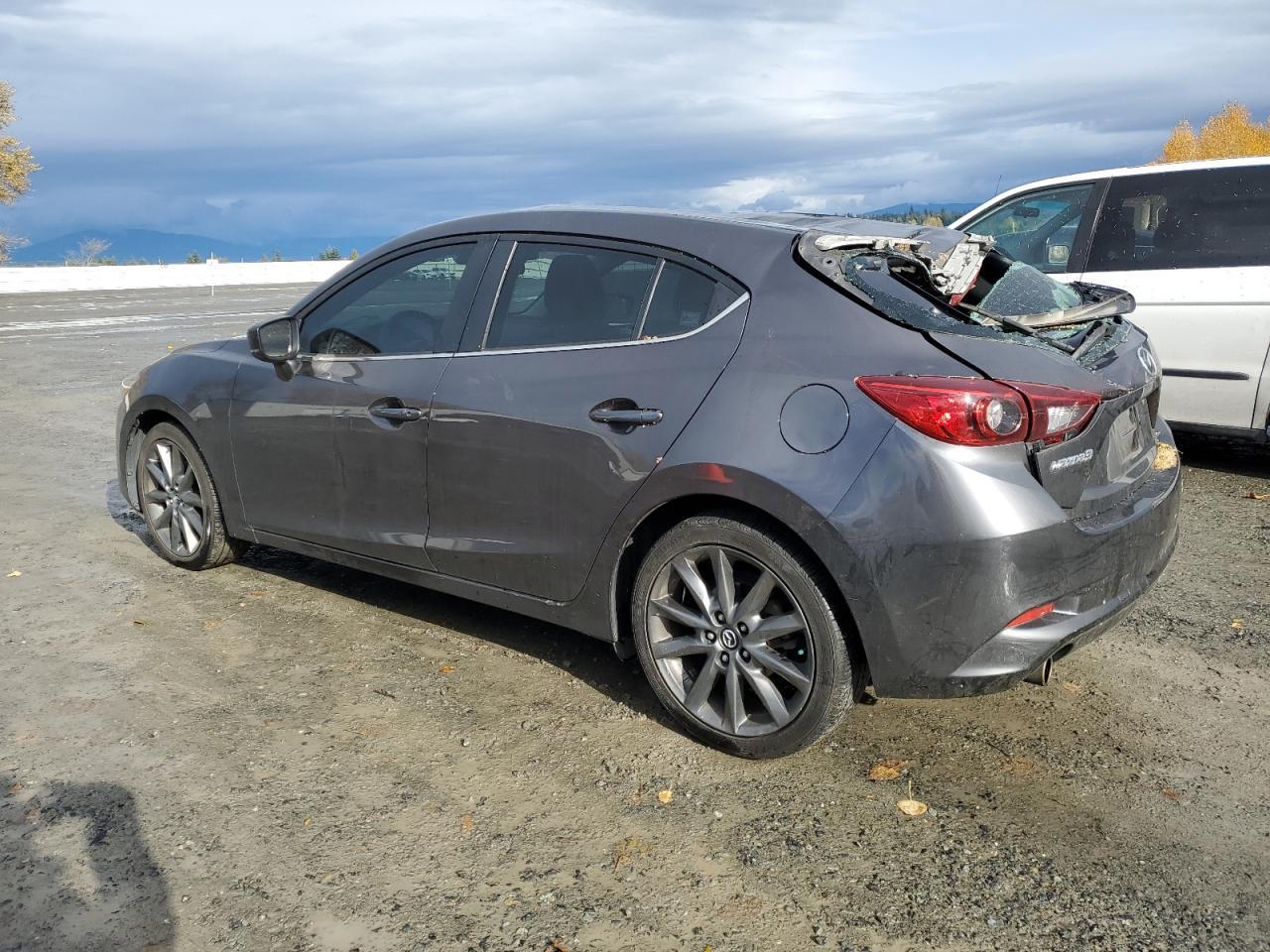 2018 Mazda 3, Touring