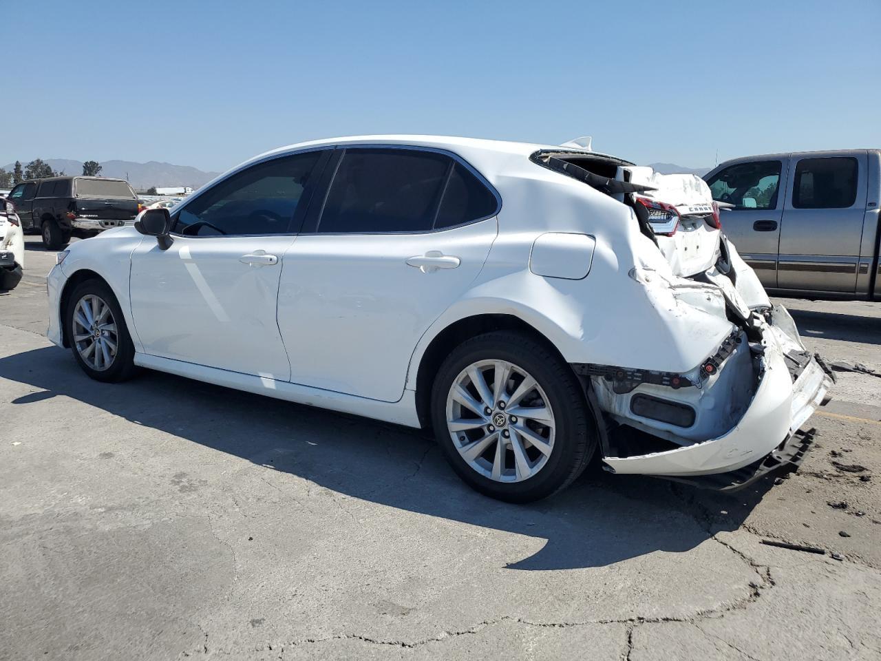 2022 Toyota Camry, LE