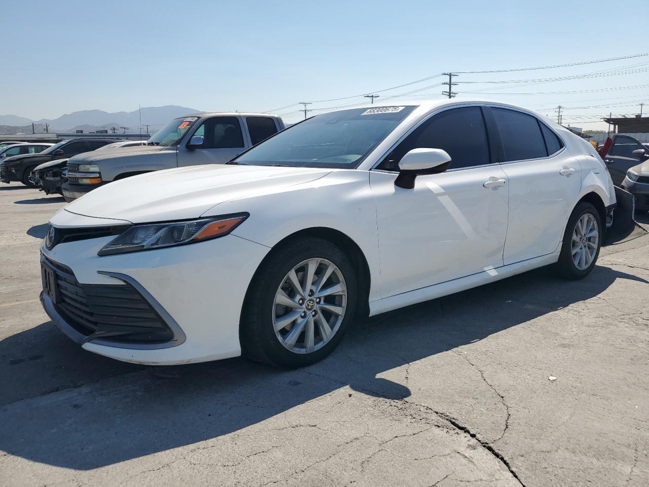 2022 Toyota Camry, LE