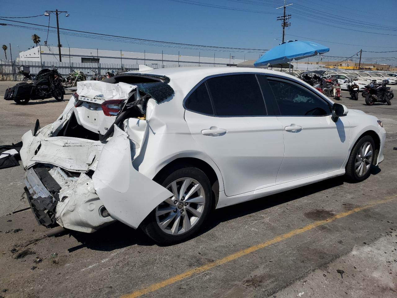 2022 Toyota Camry, LE