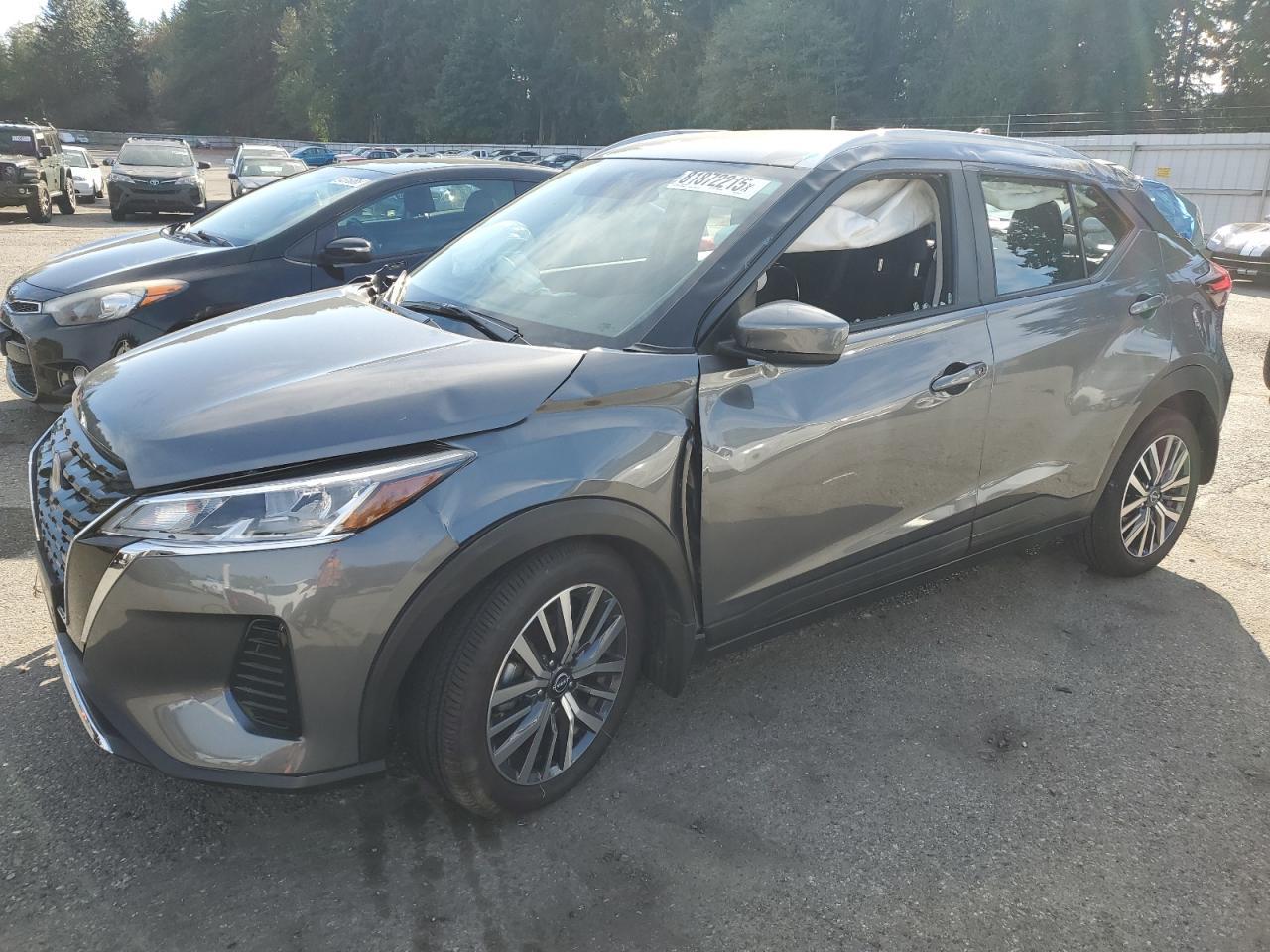 2024 Nissan Kicks, SV