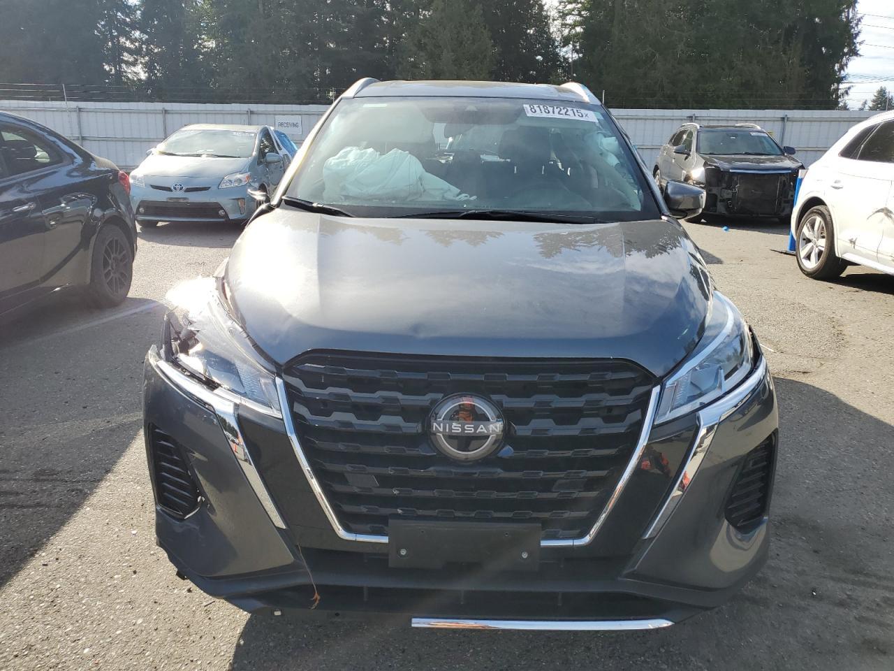 2024 Nissan Kicks, SV