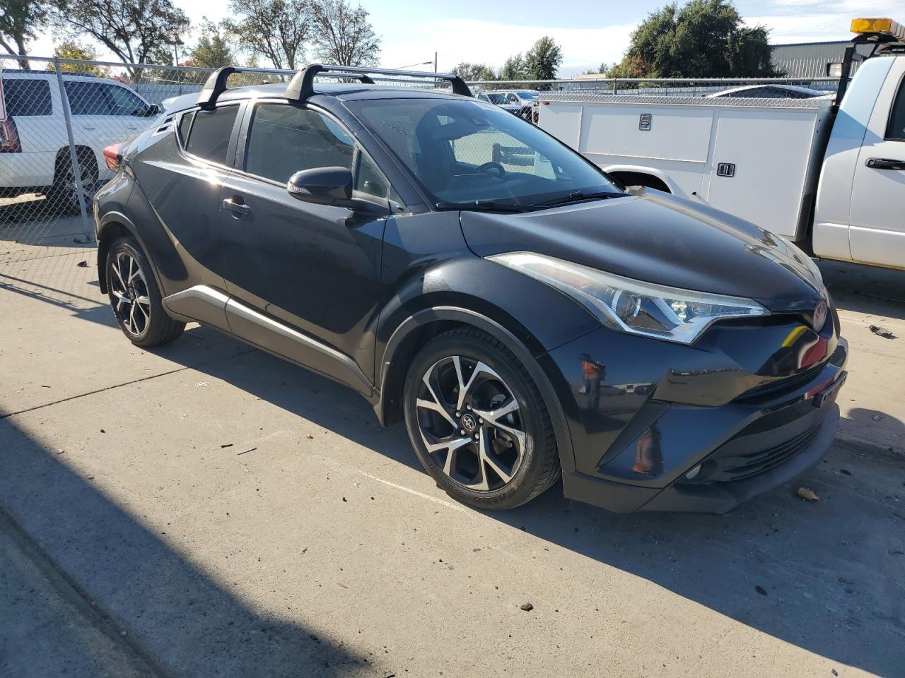 2018 Toyota C-HR, Xle
