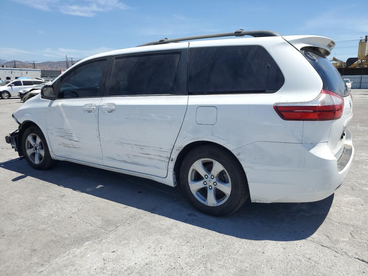 2015 Toyota Sienna, LE