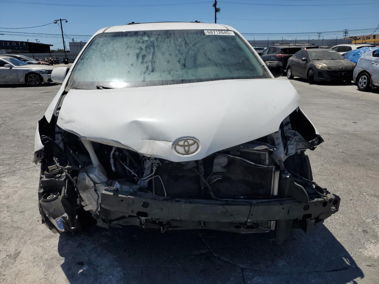 2015 Toyota Sienna, LE