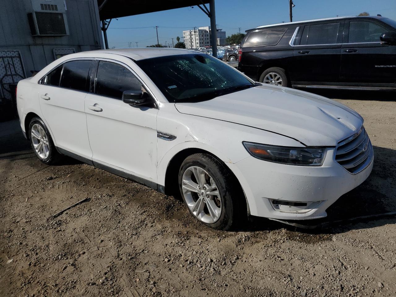 2015 Ford Taurus, SE