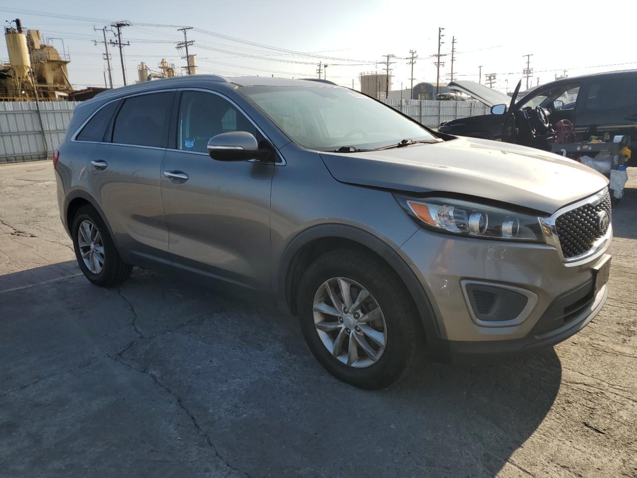 2017 KIA Sorento, LX