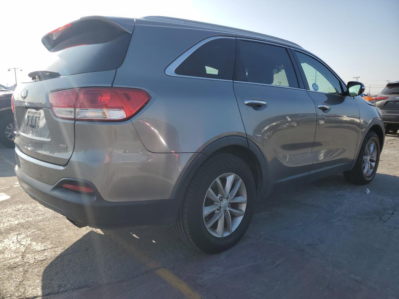 2017 KIA Sorento, LX