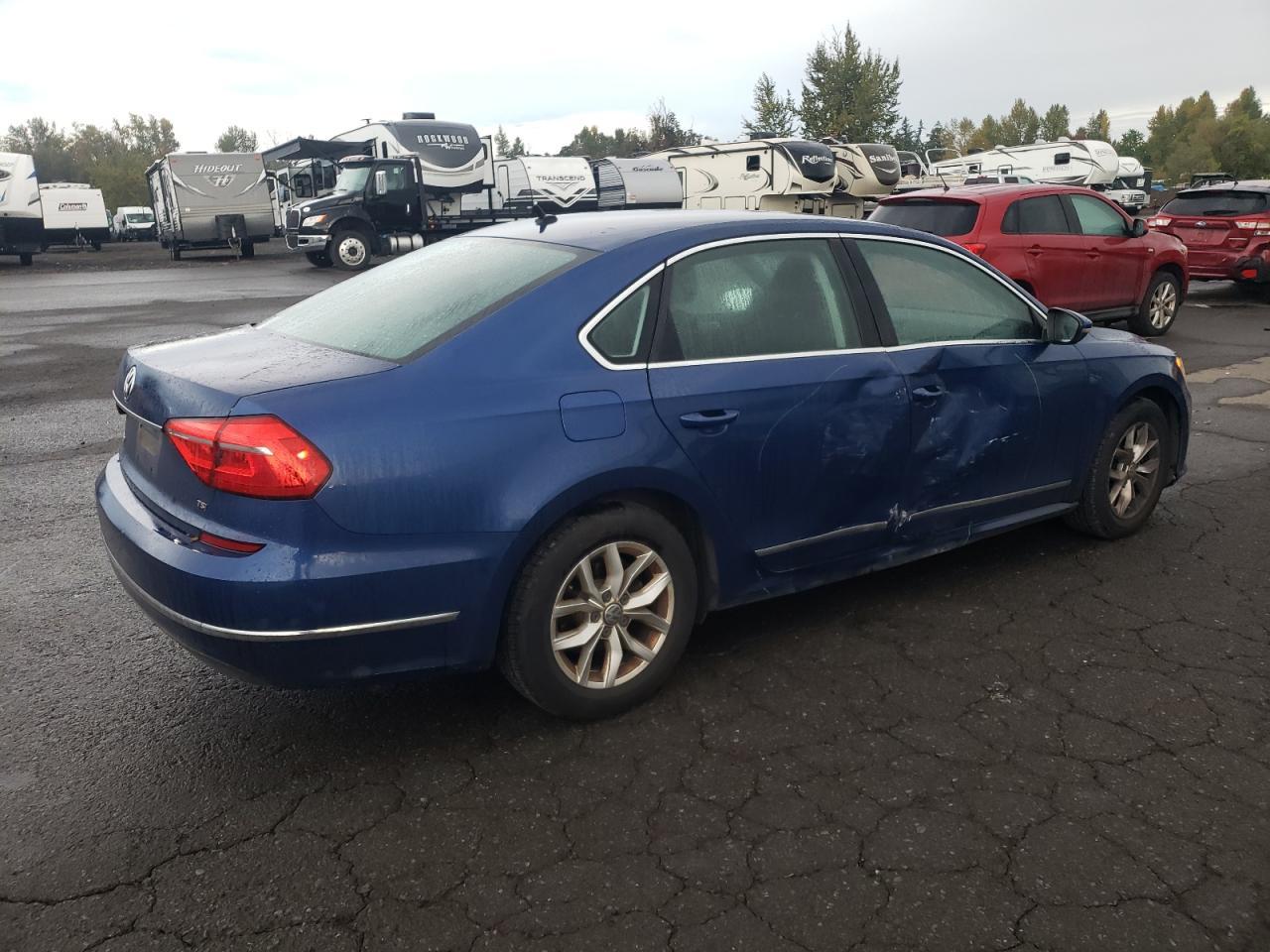 2016 Volkswagen Passat, S
