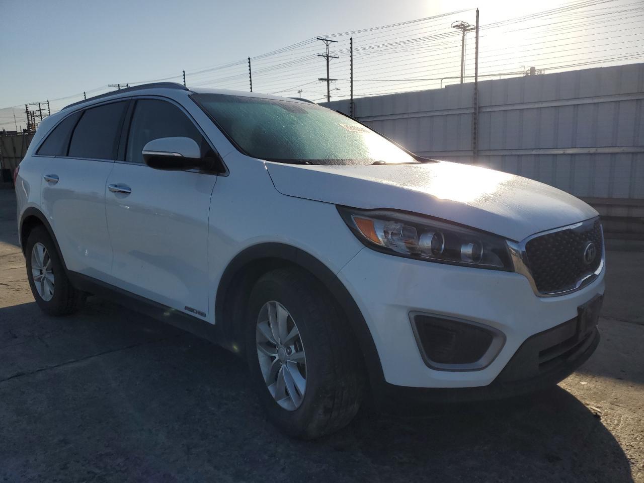 2016 KIA Sorento, LX