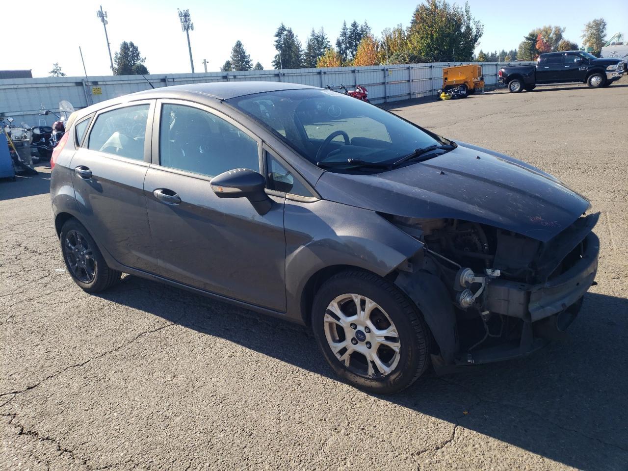2015 Ford Fiesta, SE