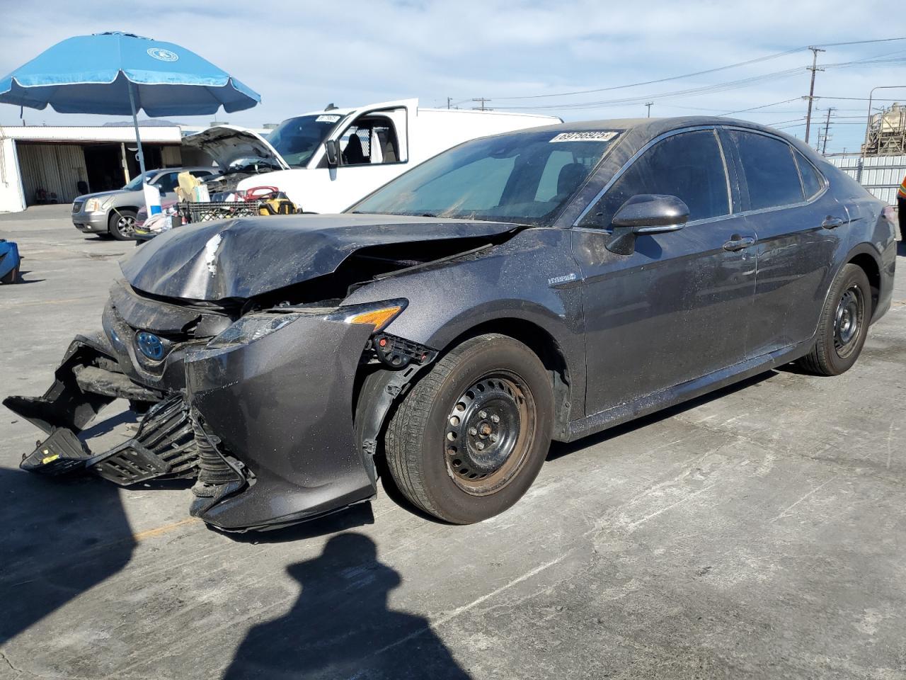 2020 Toyota Camry, LE