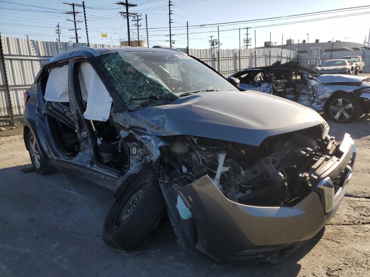 2018 Nissan Kicks, S