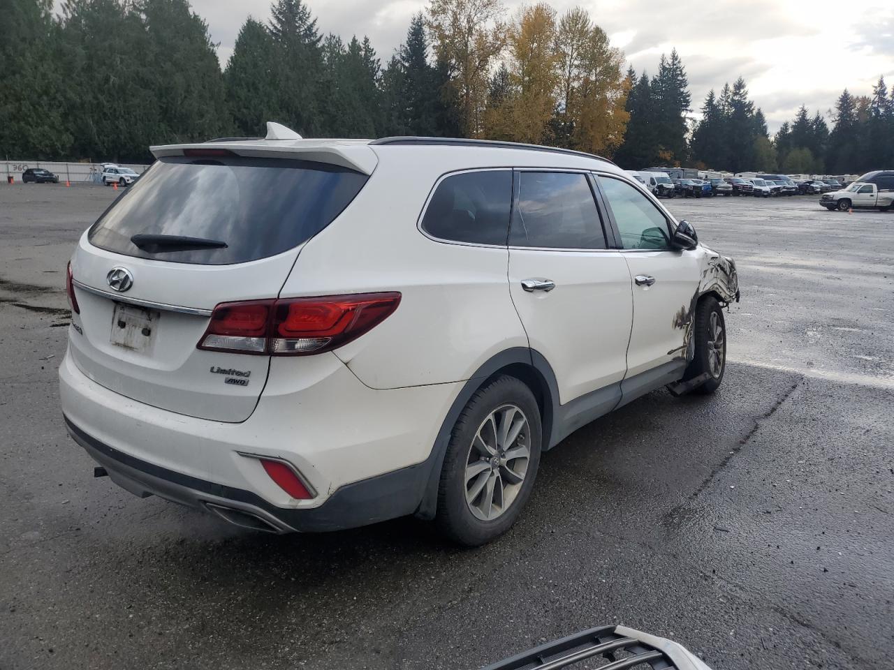 2017 Hyundai Santa Fe, SE