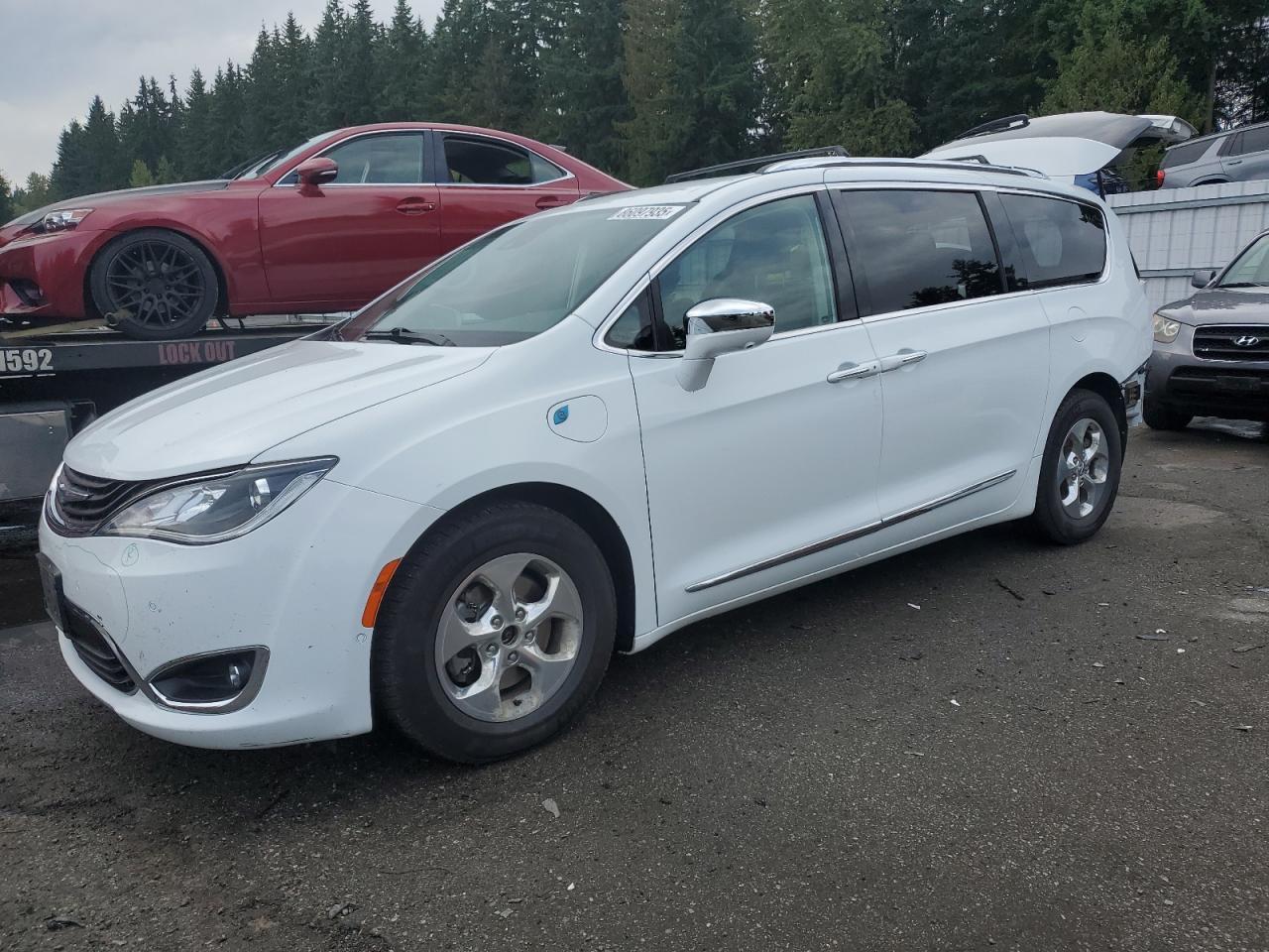 2018 Chrysler Pacifica, Hybri...