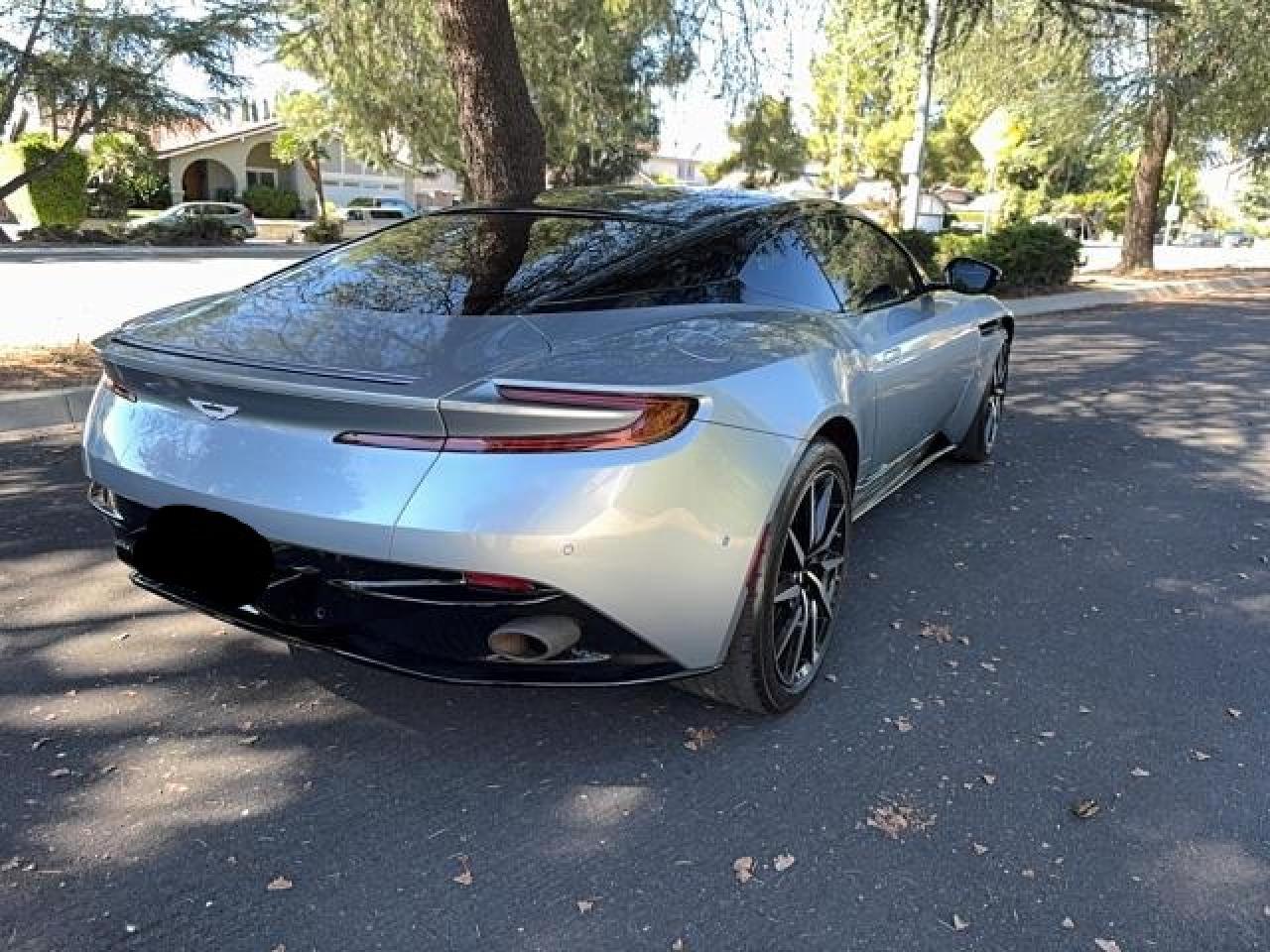 2017 Aston Martin DB11