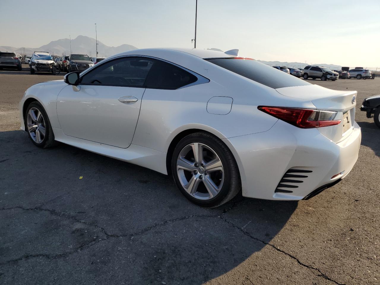 2016 Lexus RC, 200T