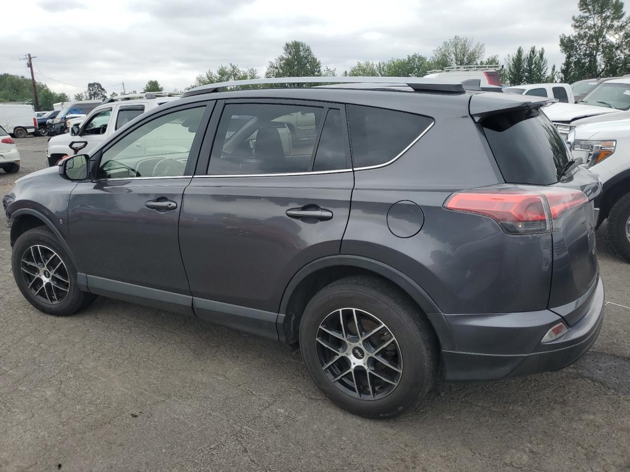 2017 Toyota RAV4, LE