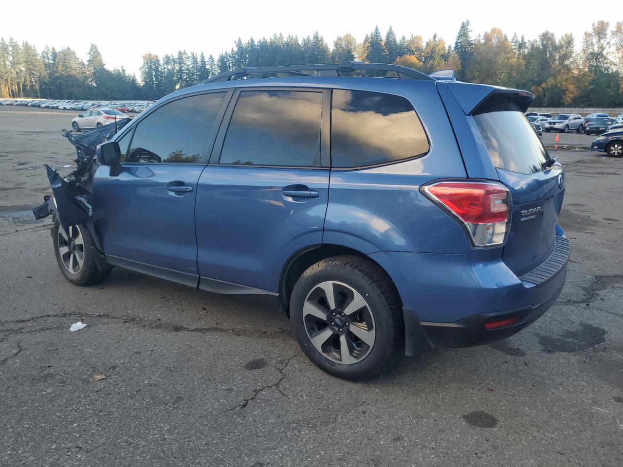 2017 Subaru Forester, 2.5I Pr...