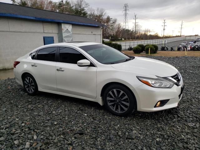 NISSAN ALTIMA  , 2017