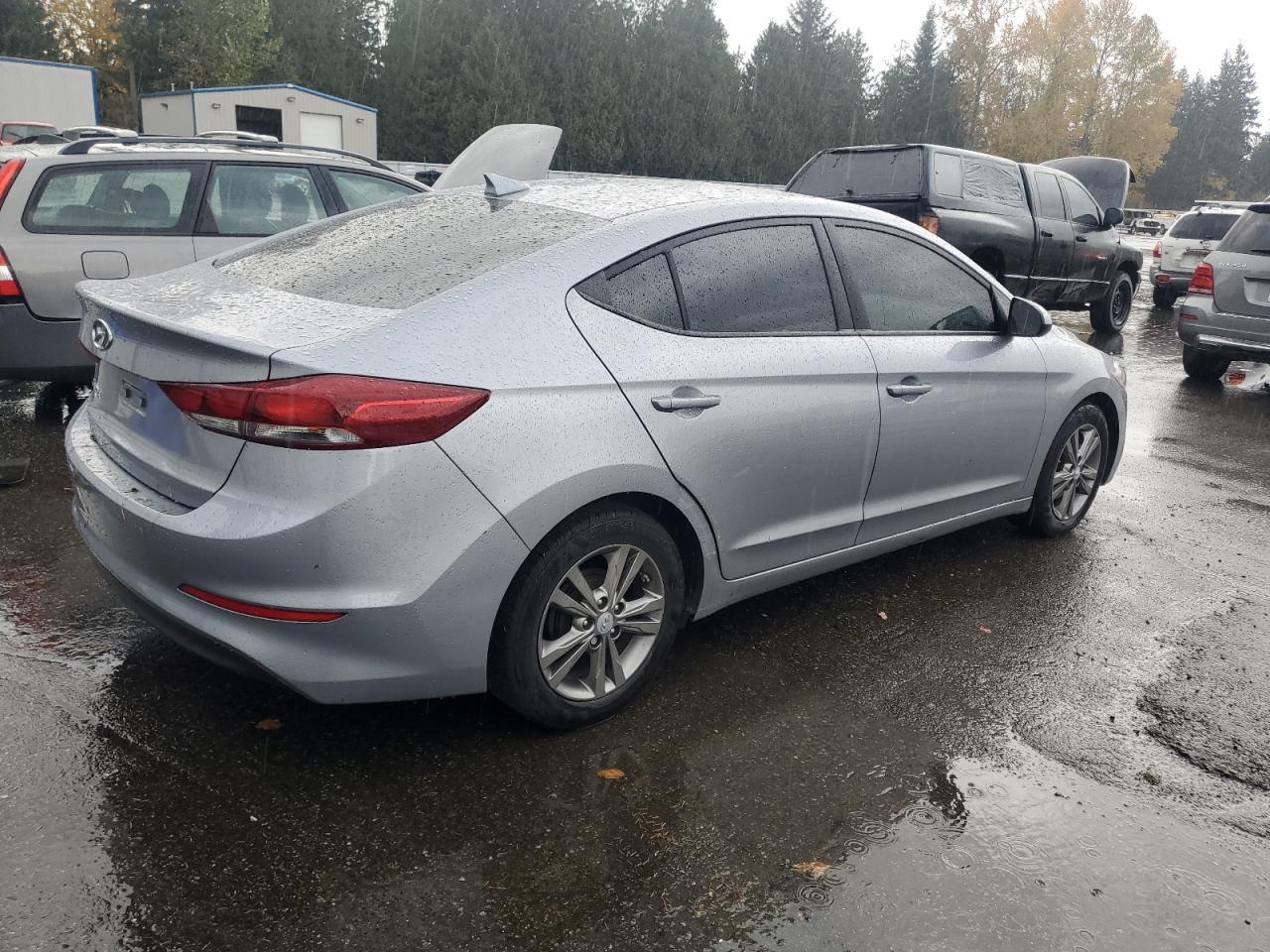 2017 Hyundai Elantra, SE