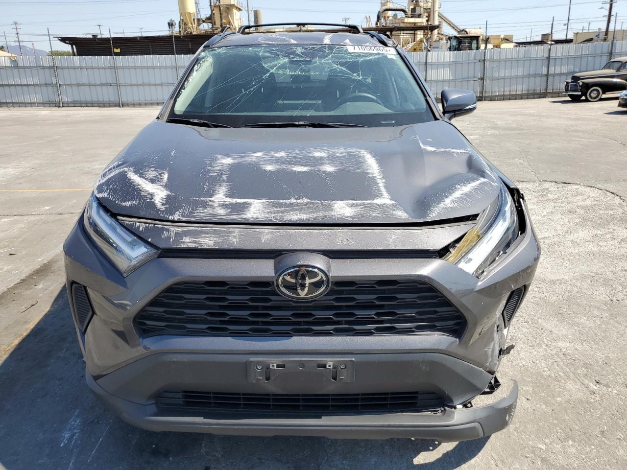 2023 Toyota RAV4, Xle
