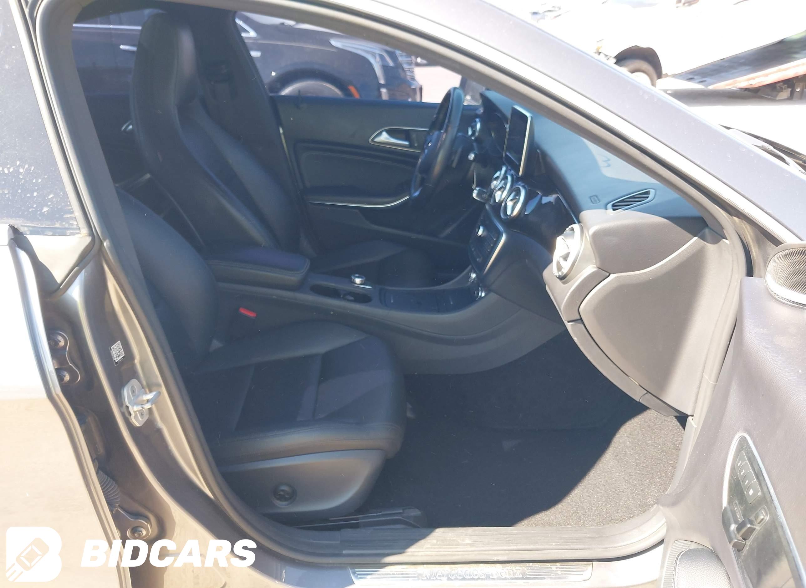 2015 Mercedes-Benz CLA 250