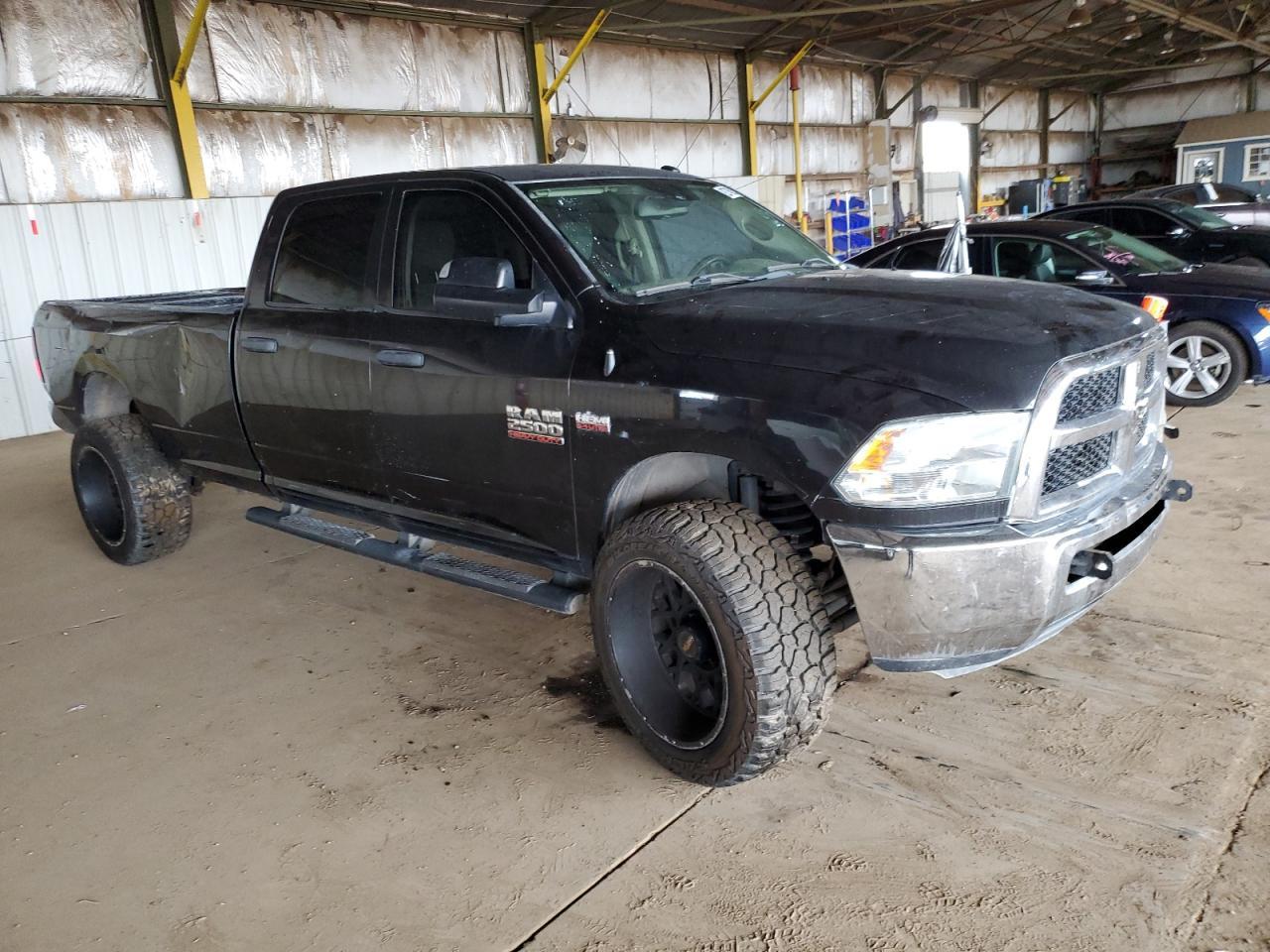 2016 RAM 2500, ST