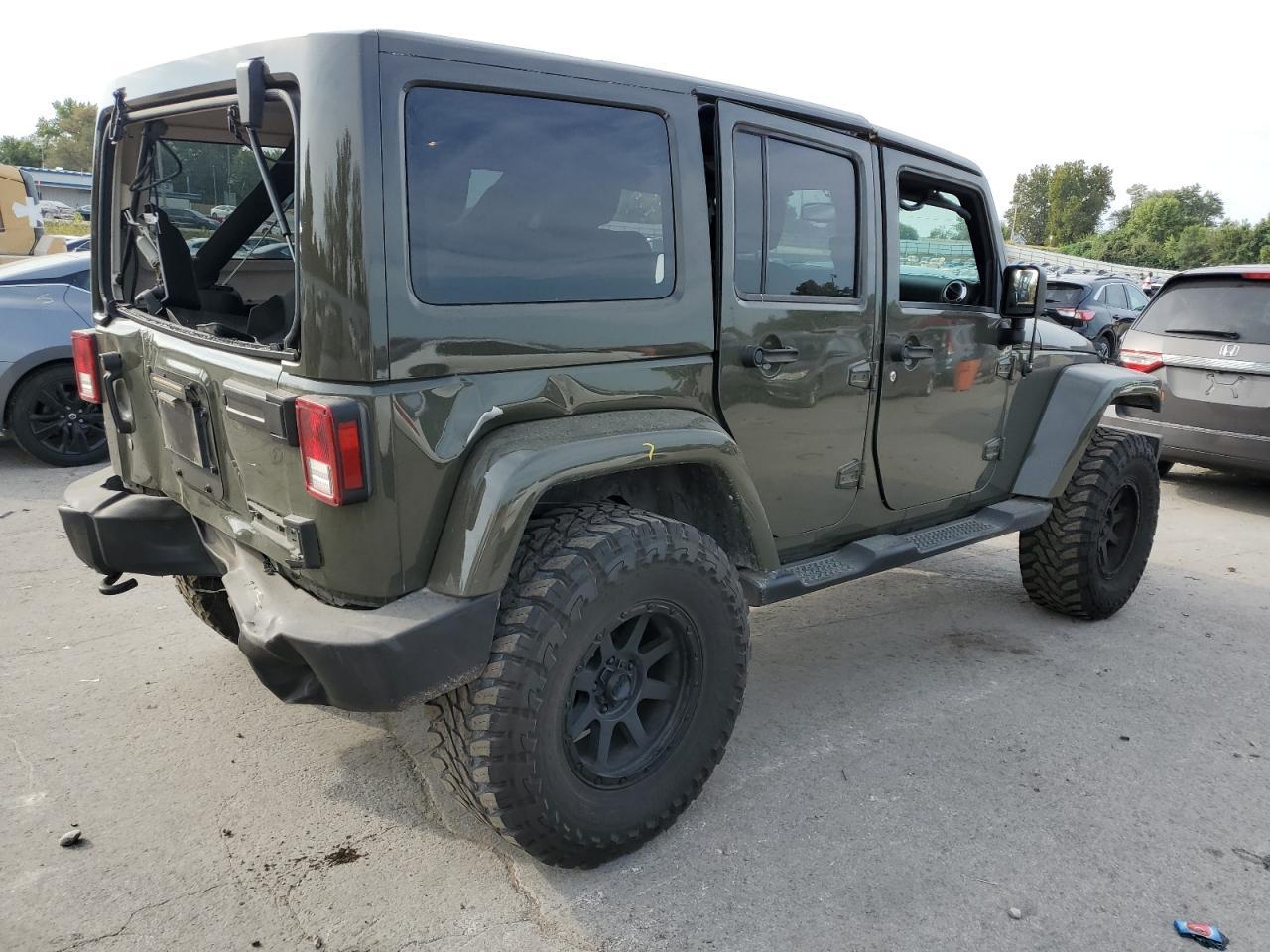 2015 Jeep Wrangler, Sahara