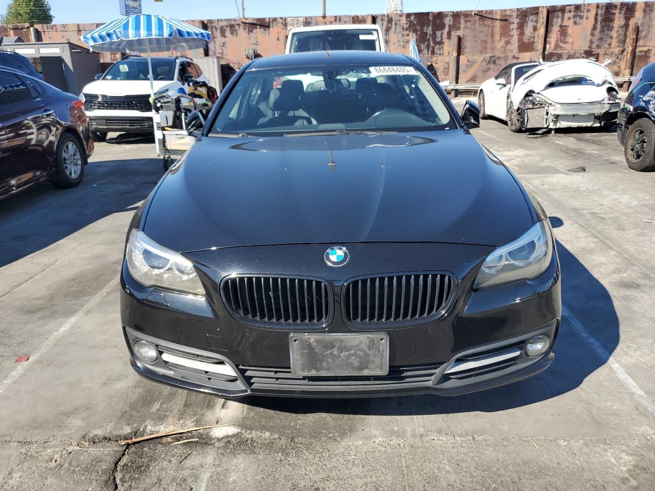 2016 BMW 5 Series, 528 I