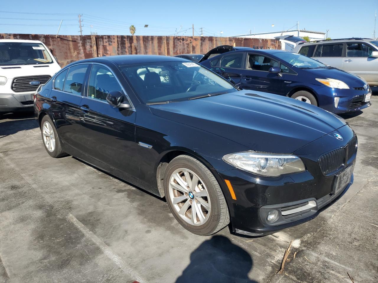 2016 BMW 5 Series, 528 I