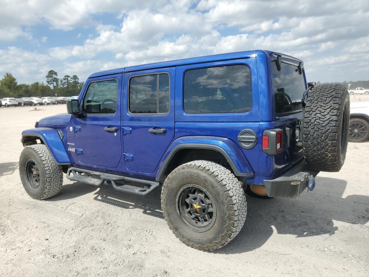 2018 Jeep Wrangler, Sahara