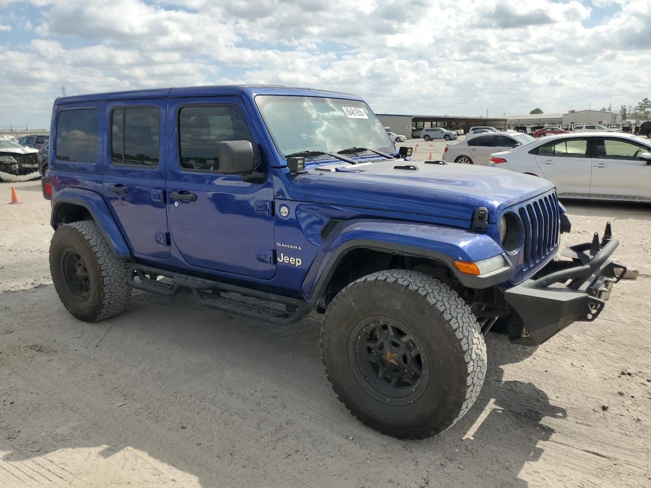 2018 Jeep Wrangler, Sahara