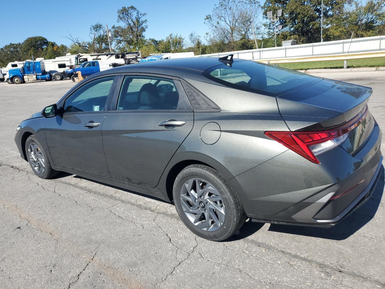 2025 Hyundai Elantra, Blue