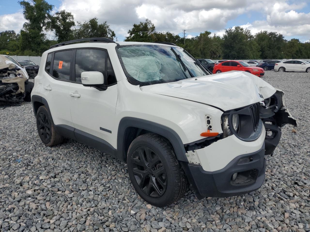 2018 Jeep Renegade, Latitude
